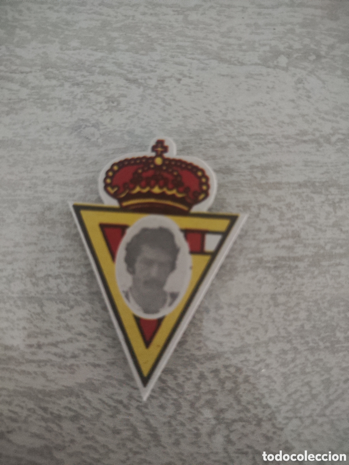 Cromos de f&uacute;tbol: Cromos troquelados escudo y cara 80 81 Sporting Gij&oacute;n Aguilar