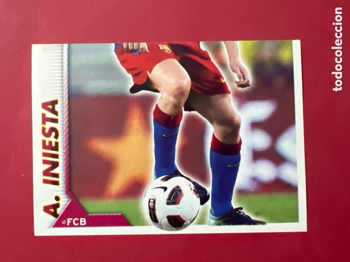 Cromos de f&uacute;tbol: C9715. 94 INIESTA BARCELONA PANINI COLECCION OFICIAL 2010 2011 10 11 - SIN PEGAR -
