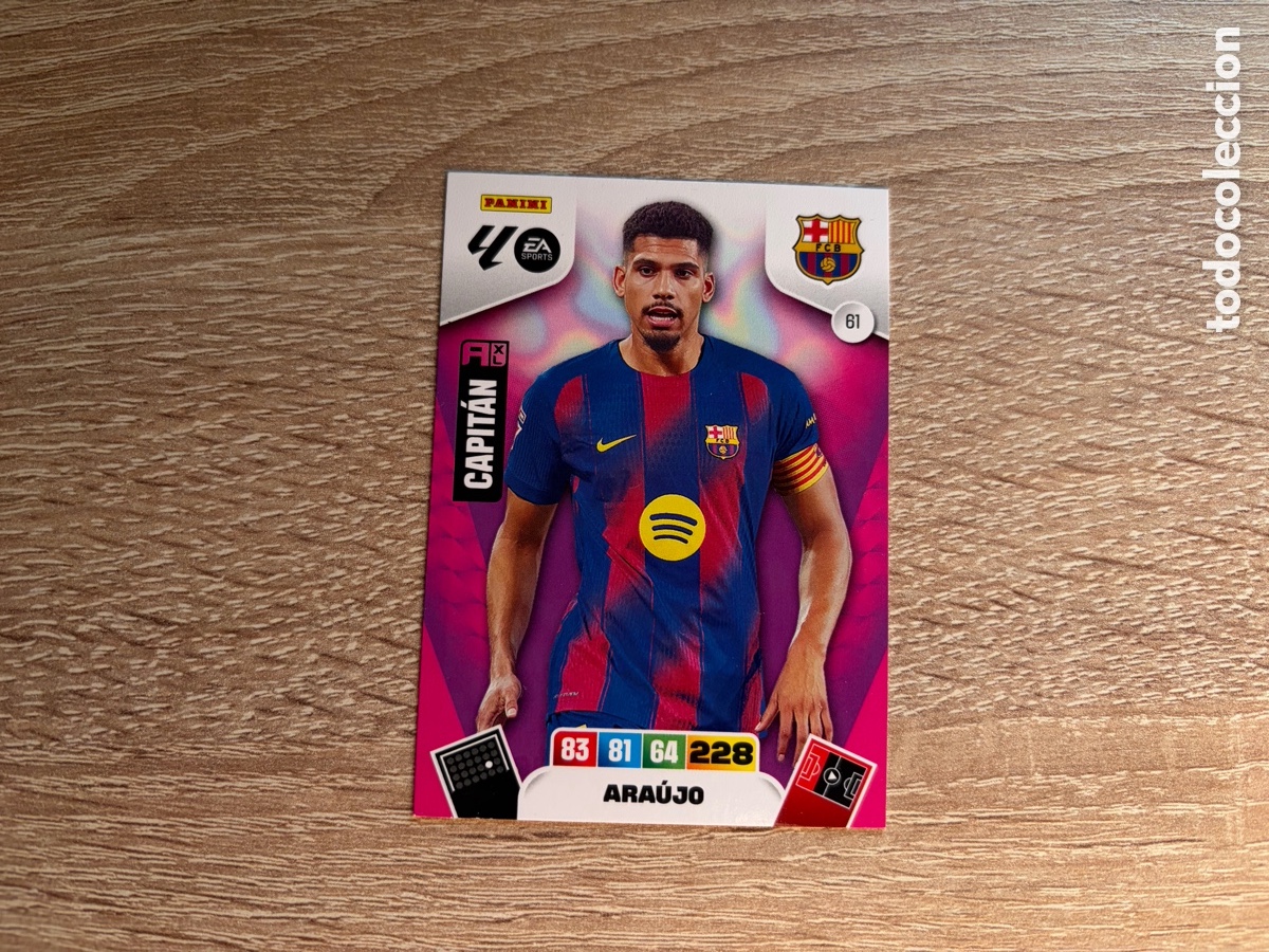 Cromos de f&uacute;tbol: 61 ARA&Uacute;JO CAPIT&Aacute;N PANINI ADRENALYN XL LALIGA EA SPORTS 2025 2026 25 26 FC BARCELONA
