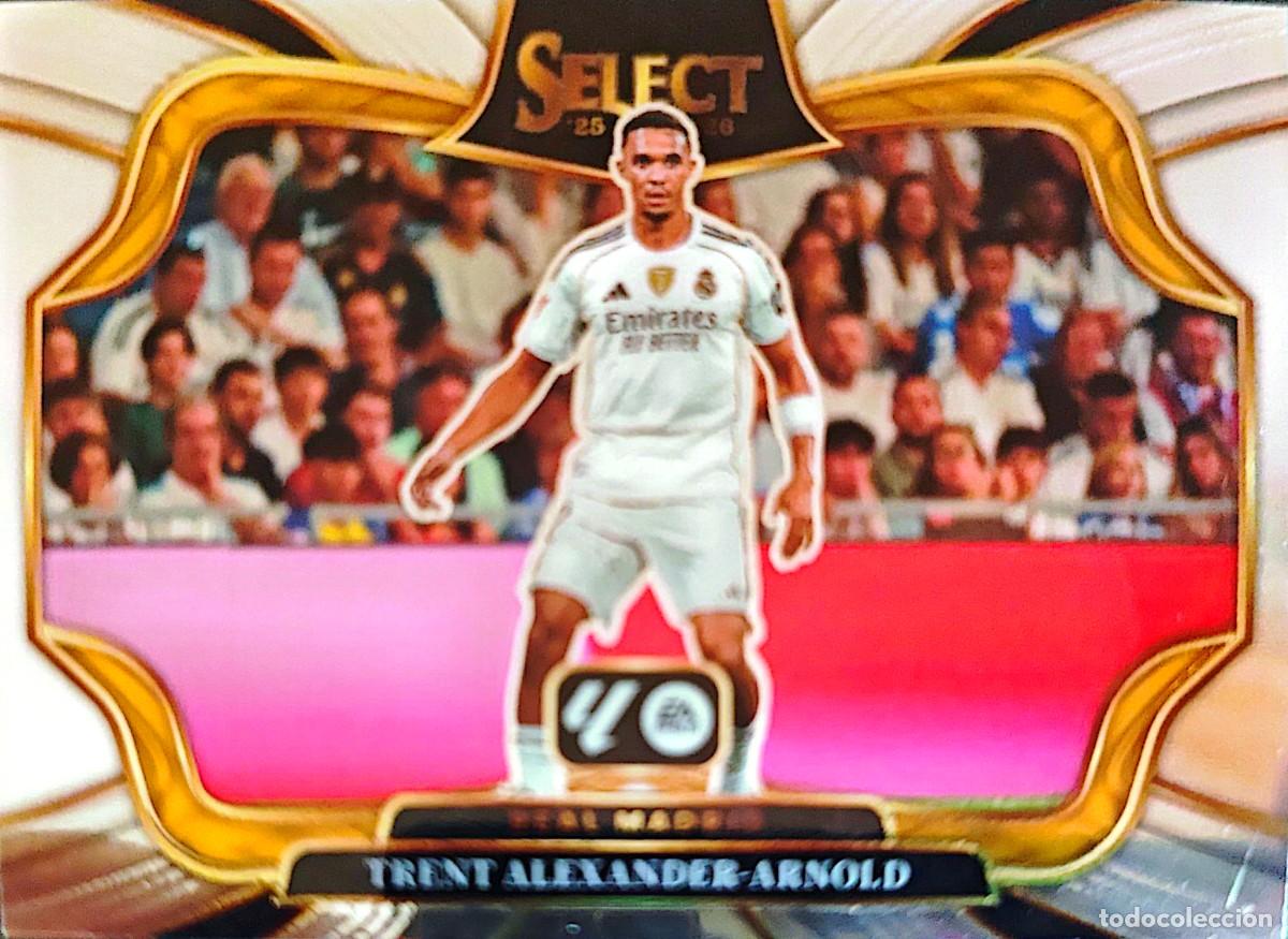 Figurine di Calcio: 215 Trent Alexander-Arnold - Real Madrid - FIELD LEVEL - PANINI Select La Liga 2025 2026 25 26