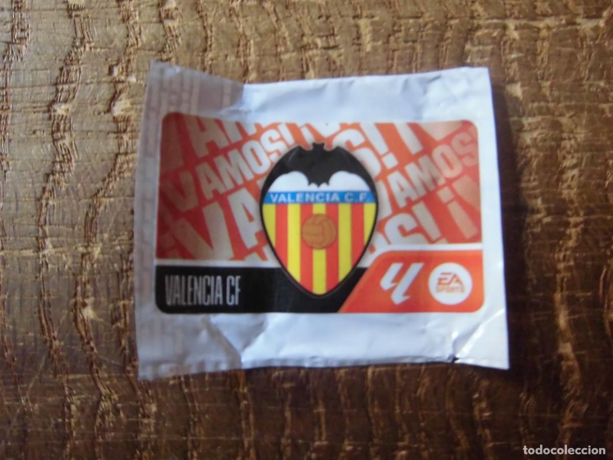 Cartes &agrave; collectionner de Football: ESCUDO VALENCIA LOS CHICLES DE LA LIGA 2026-27
