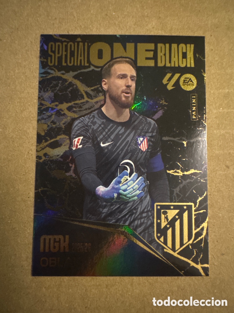 Cromos de f&uacute;tbol: Special One Black Oblak Atl&eacute;tico de Madrid Megacracks 25 26 2025 2026 MGK