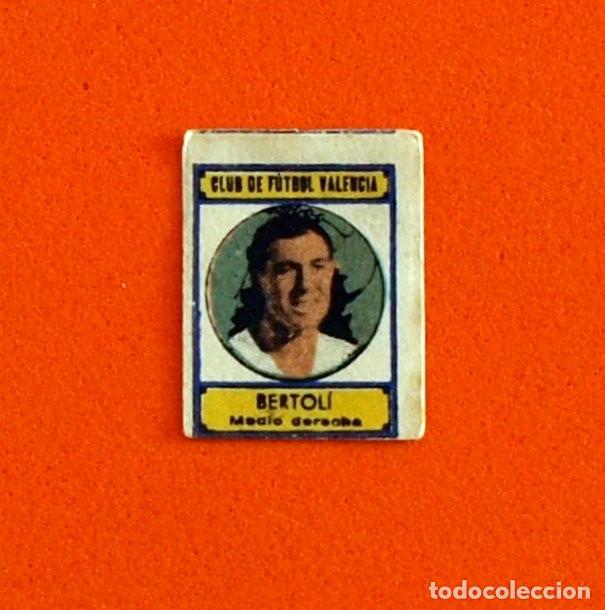 Cromos de f&uacute;tbol: CLUB DE F&Uacute;TBOL VALENCIA - BERTOL&Iacute; - SOBRE BAL&Oacute;N 1942-1943, 42-43 - NUNCA PEGADO