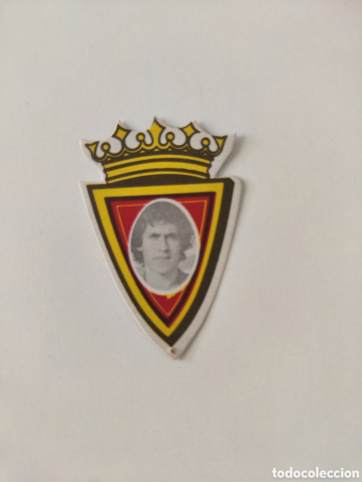 Figurine di Calcio: Cromo troquelado escudo y cara 80 81 Real Zaragoza Valdano con marca de grapas