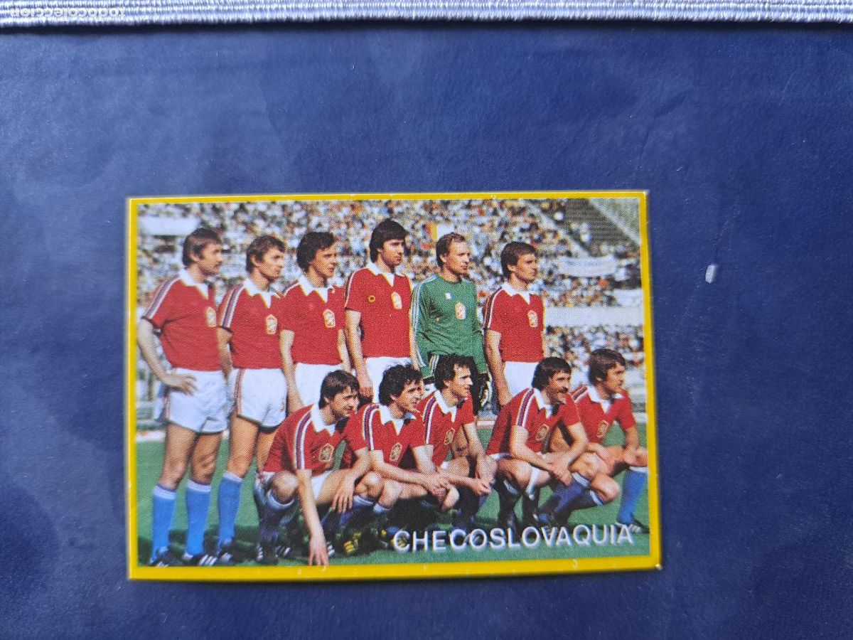 Cromos de f&uacute;tbol: FUTBOL EN ACCION DANONE MUNDIAL 82 N&ordm; 58 ALINEACION CHECOSLOVAQUIA NUNCA PEGADO