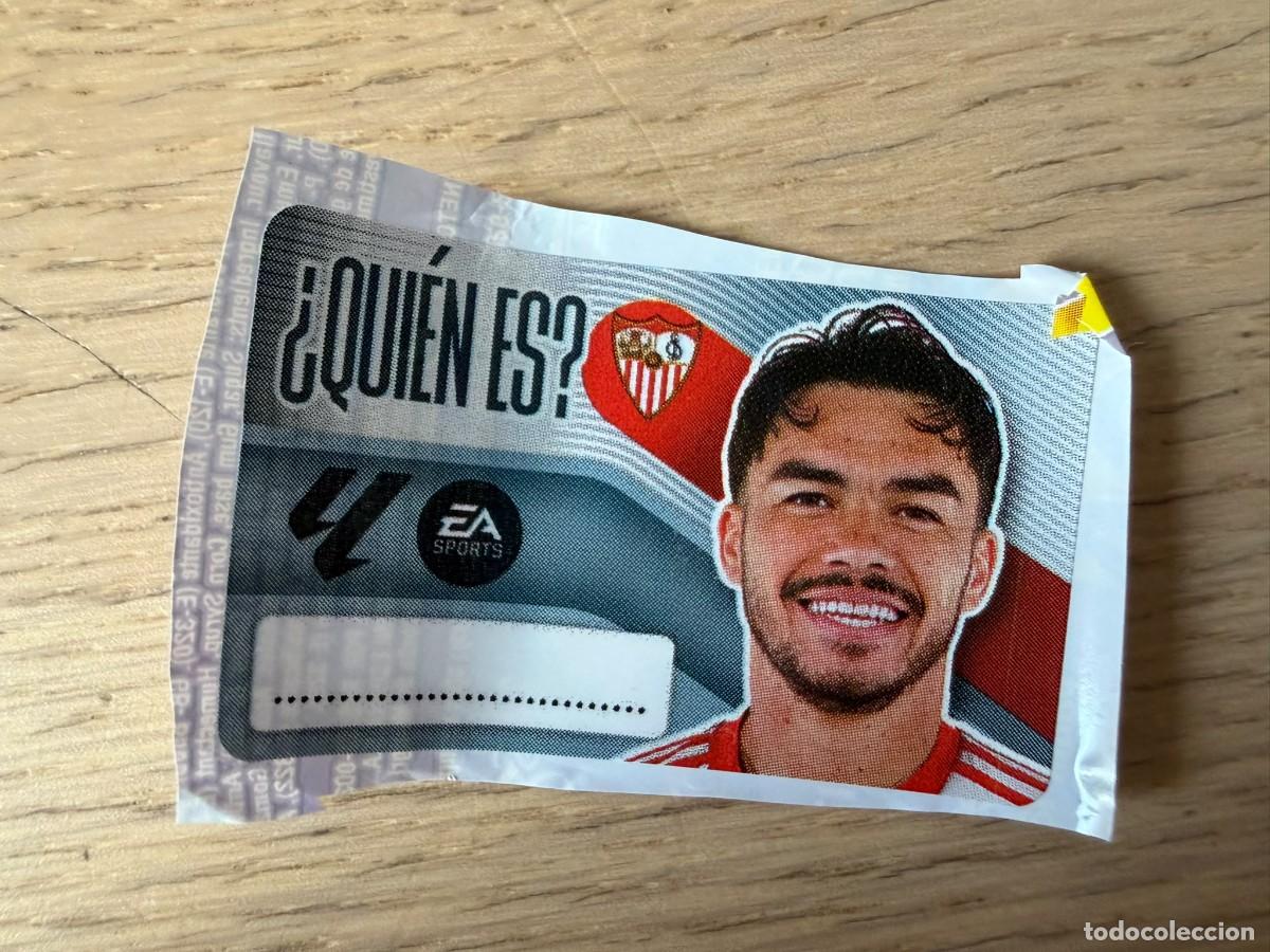 Cromos de f&uacute;tbol: QUIEN ES SUAZO SEVILLA 26 27 2026 2027 LIGA EA SPORTS CHICLES CHICLE ESTE SIN PEGAR