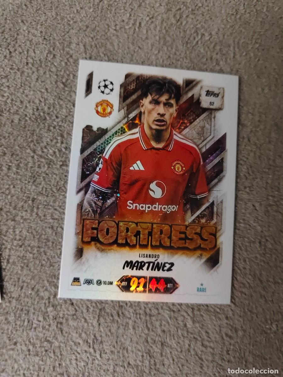 Cromos de f&uacute;tbol: 62 MATCH ATTAX 26/27 LISANDRO MART&Iacute;NEZ MANCHESTER UNITED FORTRESS 2026 2027 TOPPS UCC AAU