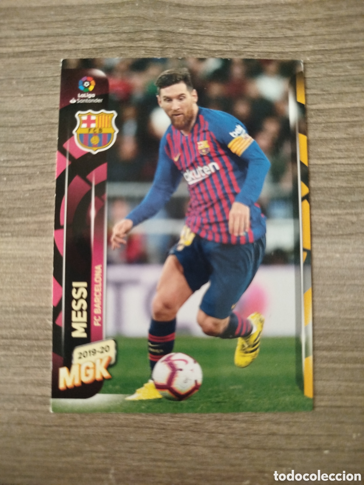 Figurine di Calcio: Megacracks 2019/20.F.C.BARCELONA.MESSI (N&deg;70).