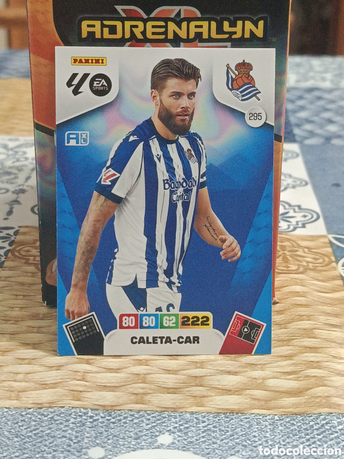 Cromos de Futebol: CALETA-CAR REAL SOCIEDAD N&ordm; 295 LIGA ADRENALYN 25 26 2025 2026 PANINI