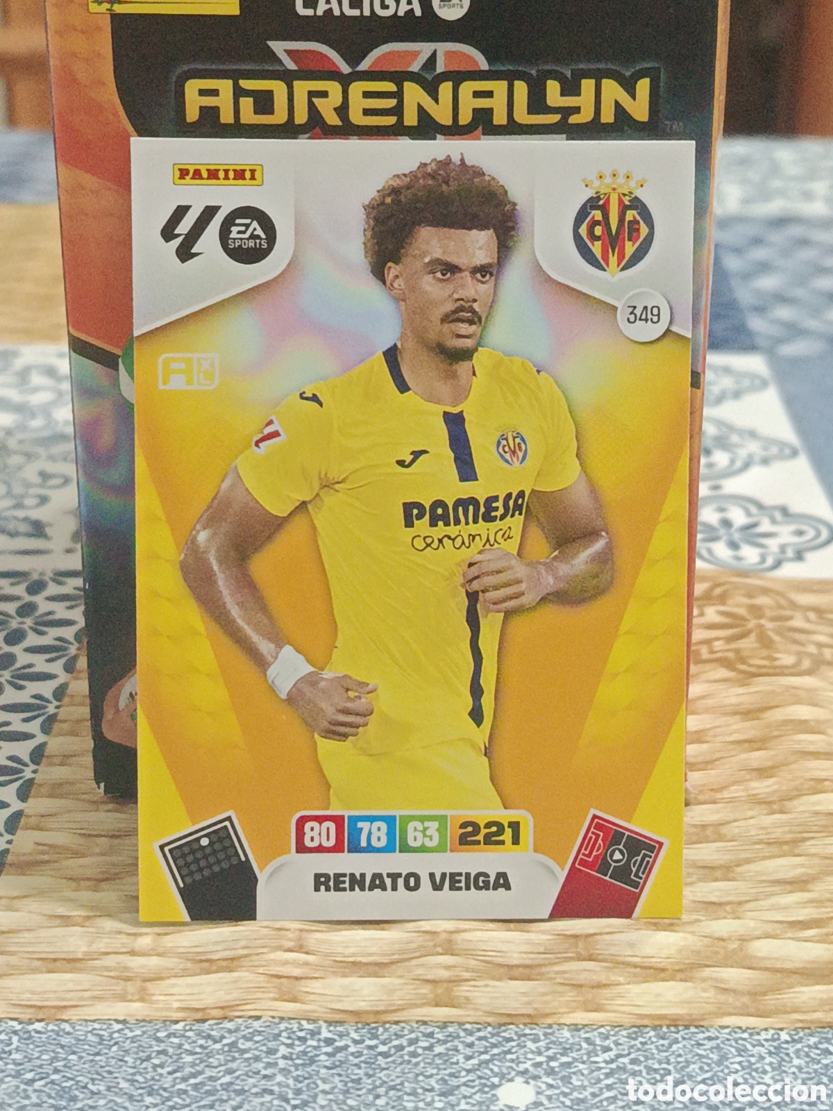 Figurine di Calcio: RENATO VEIGA VILLARREAL N&ordm; 349 LIGA ADRENALYN 25 26 2025 2026 PANINI