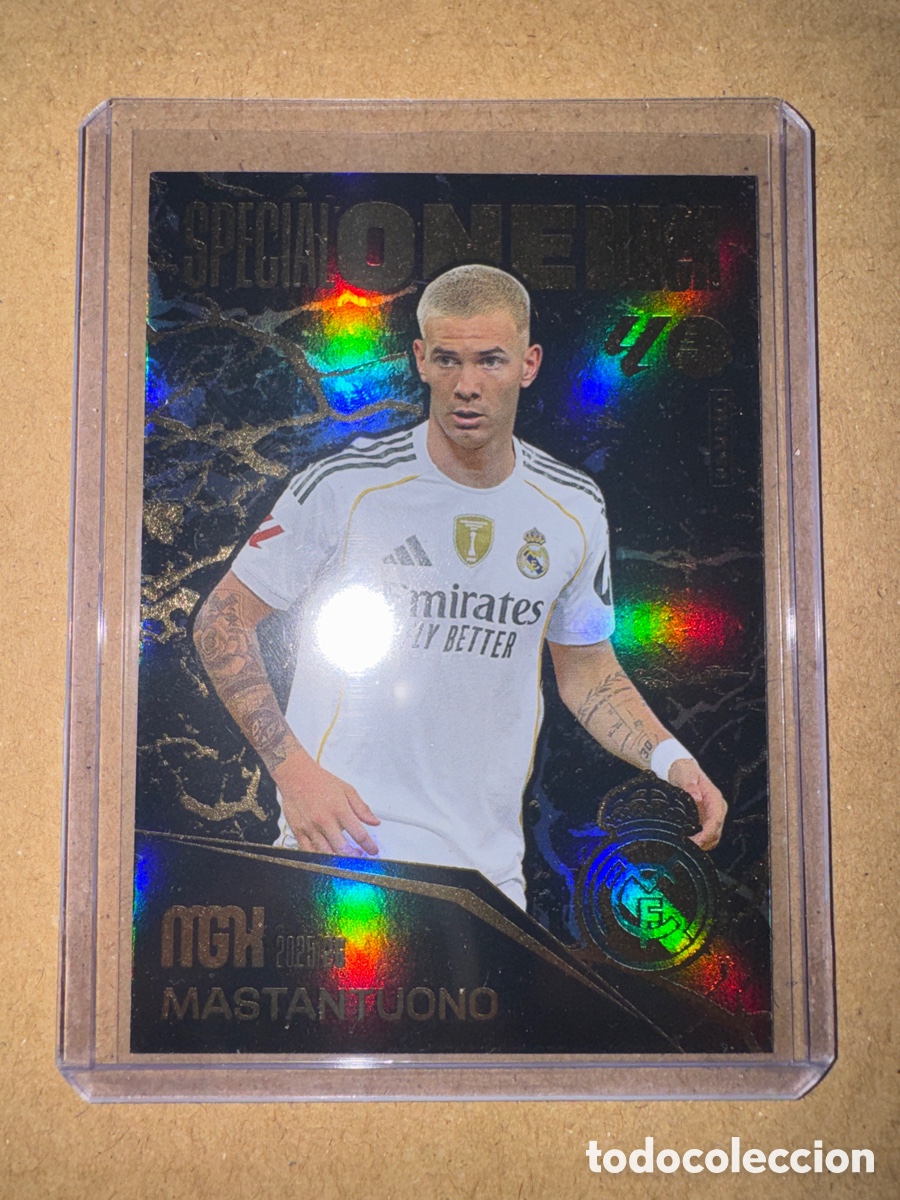 Cromos de f&uacute;tbol: # Mastantuono Real Madrid Special One Black Tercera 3 edici&oacute;n Megacracks 25 26 2025 2026 3&ordf;