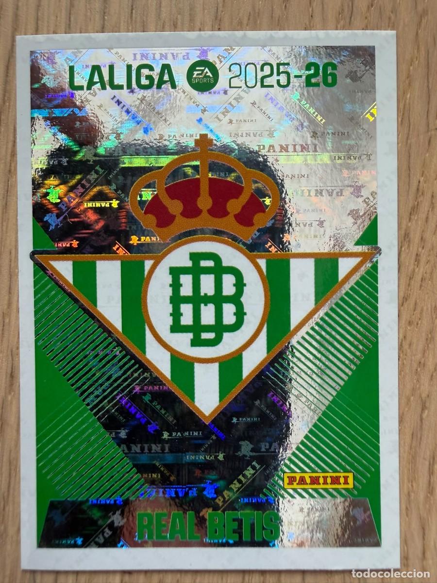 Cromos de f&uacute;tbol: 1 ESCUDO BETIS 25 26 2025 2026 LIGA EA SPORTS COLECCIONES ESTE SIN PEGAR STICKER