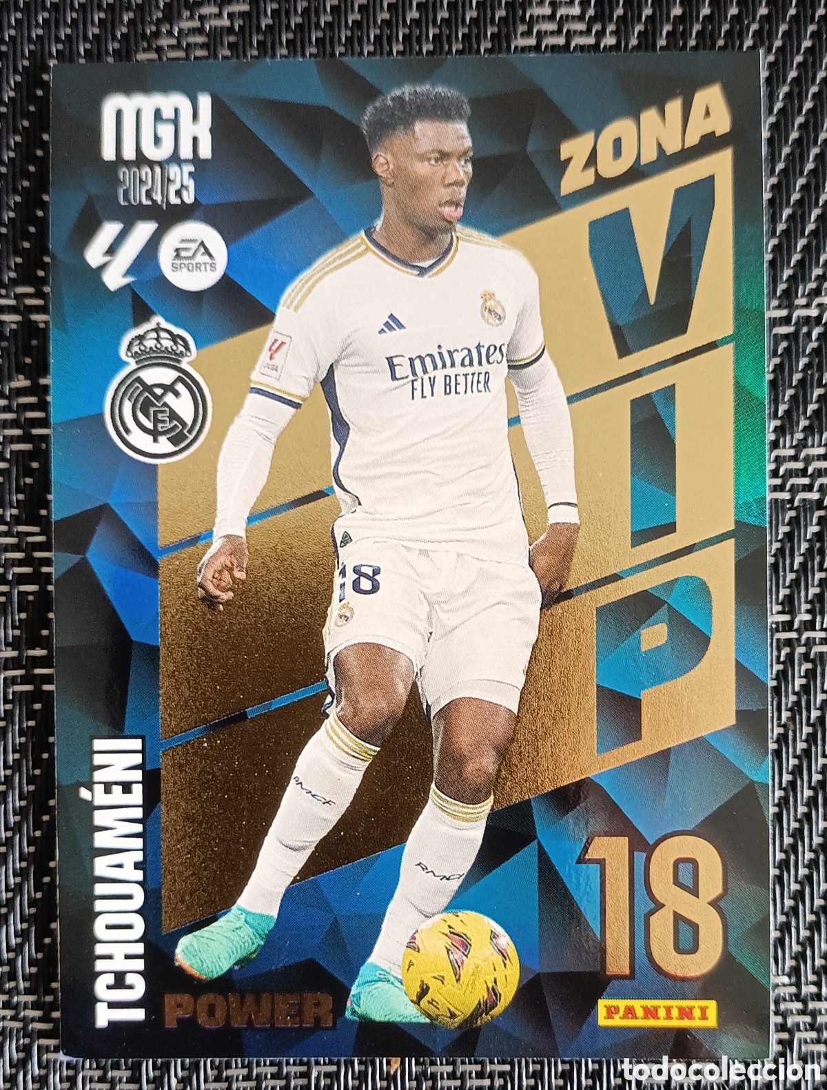 Cromos de f&uacute;tbol: Tchouam&eacute;ni Real Madrid P404 Megacracks 24/25