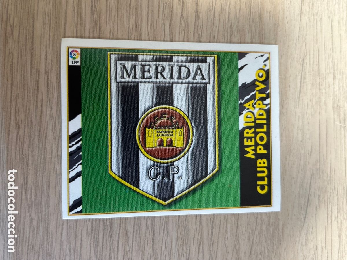 Cromos de Futebol: ESCUDO MERIDA LIGA ESTE 1997 1998 97 98 NUNCA PEGADO SIN PEGAR