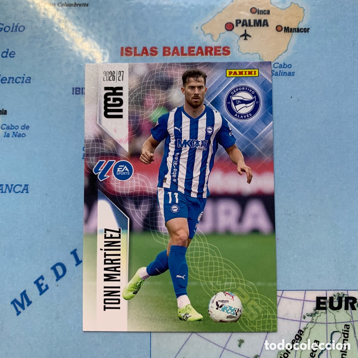 Figurine di Calcio: Toni Martinez n&uacute;mero 35 del Alav&eacute;s megacracks 26-27 2026-2027