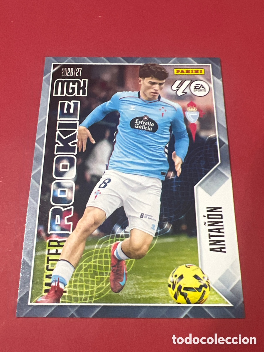 Cromos de f&uacute;tbol: A1106. MGK 2026/27 MEGACRACKS PANINI. #407 ANTA&Ntilde;&Oacute;N &rdquo;MASTER ROOKIE&rdquo;. CELTA DE VIGO