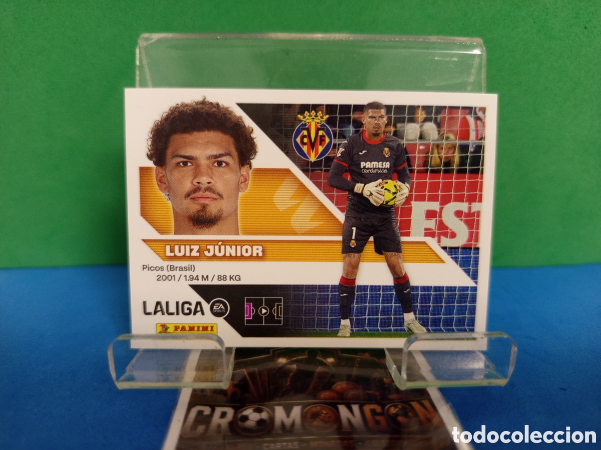 Cromos de f&uacute;tbol: ❇️ CROMO ⚽ 3.- LUIZ J&Uacute;NIOR (VILLARREAL) - COLECCIONES ESTE 2026/27 (PANINI) ❇️