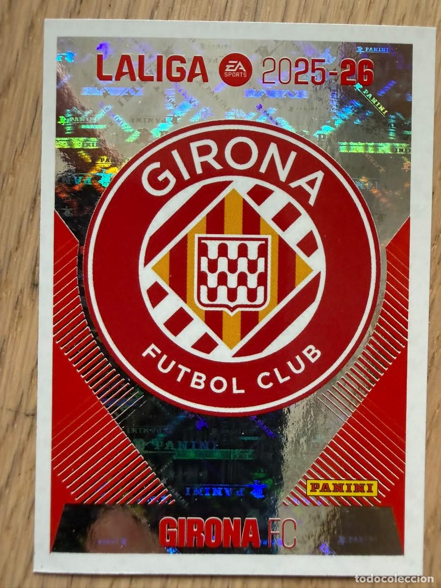 Cromos de f&uacute;tbol: 1 ESCUDO GIRONA 25 26 2025 2026 LIGA EA SPORTS COLECCIONES ESTE SIN PEGAR STICKER