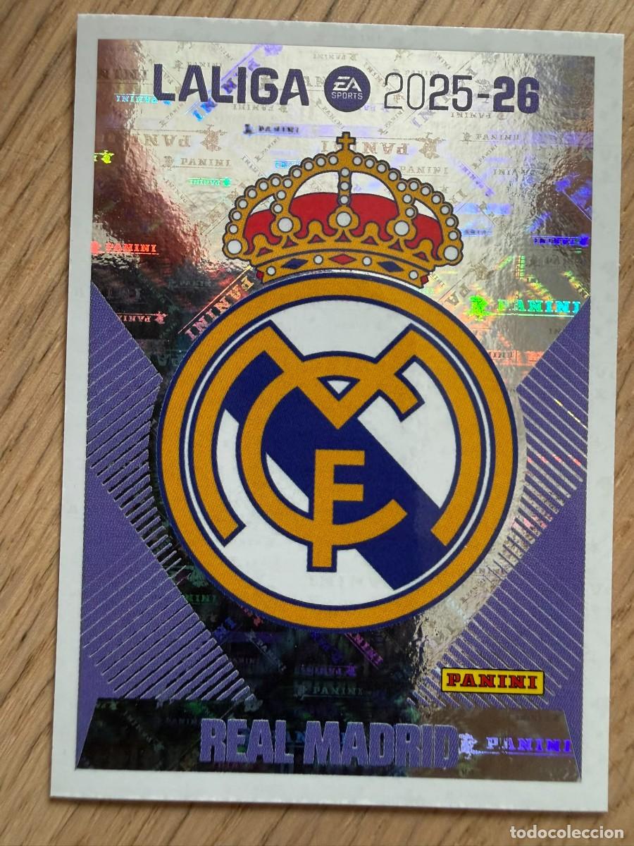 Cromos de f&uacute;tbol: 1 ESCUDO REAL MADRID 25 26 2025 2026 LIGA EA SPORTS COLECCIONES ESTE SIN PEGAR STICKER
