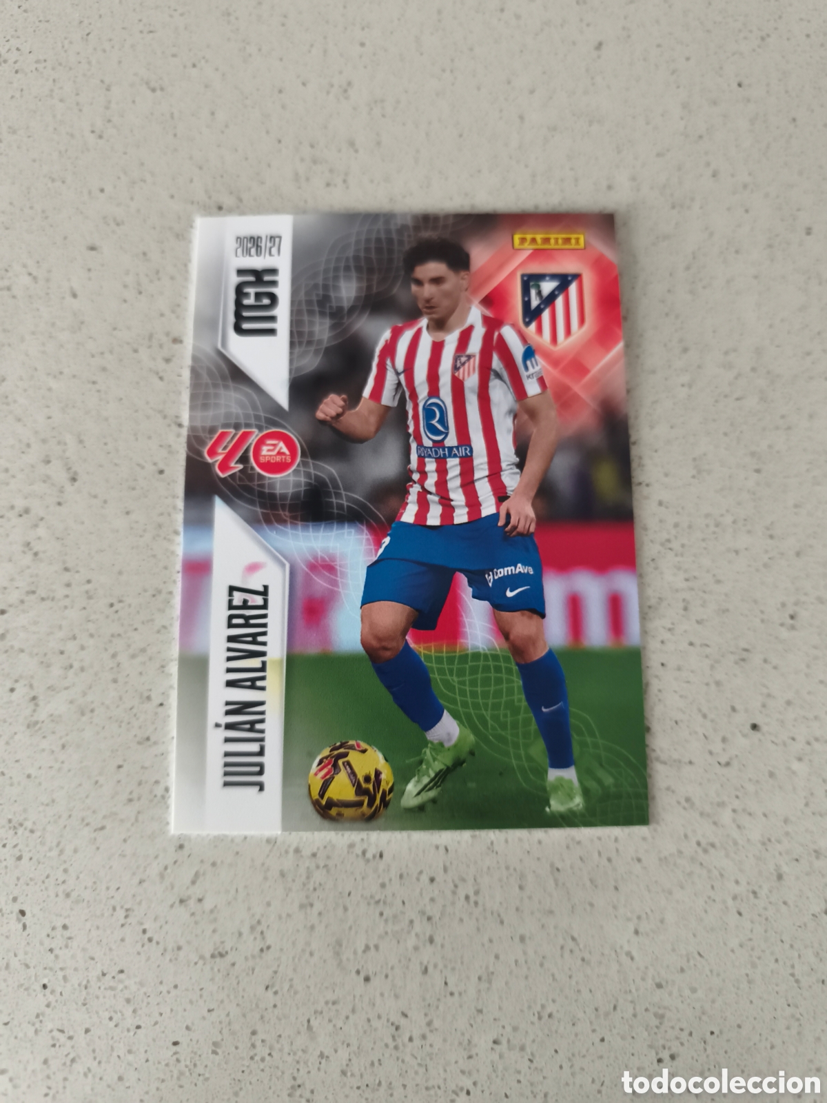 Fu&szlig;ball-Sticker: CARTA N&Uacute;MERO 71 JULI&Aacute;N &Aacute;LVAREZ ATL&Eacute;TICO DE MADRID. MEGACRACKS 26/27. PANINI.