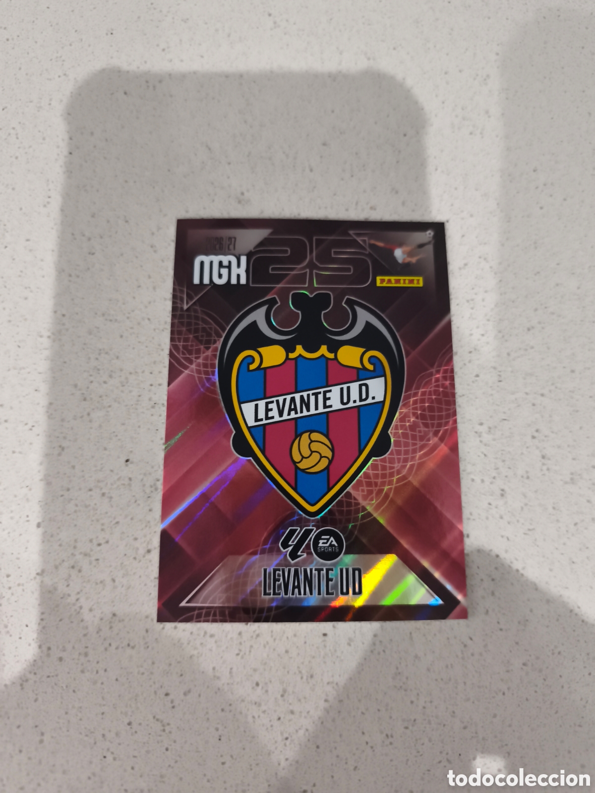Cromos de f&uacute;tbol: CARTA N&Uacute;MERO 199 ESCUDO LEVANTE. MEGACRACKS 26/27. PANINI.