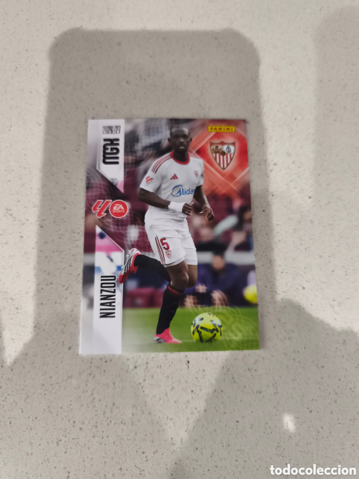Cromos de f&uacute;tbol: CARTA N&Uacute;MERO 331 NIANZOU SEVILLA. MEGACRACKS 26/27. PANINI.