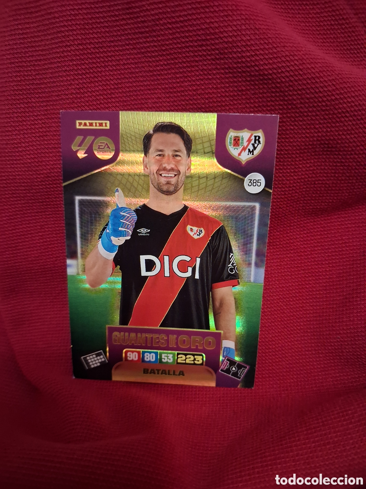 Cromos de f&uacute;tbol: L3 BATALLA RAYO VALLECANO 385 GUANTES DE ORO ADRENALYN XL LIGA 2025/2026 25 26 PANINI