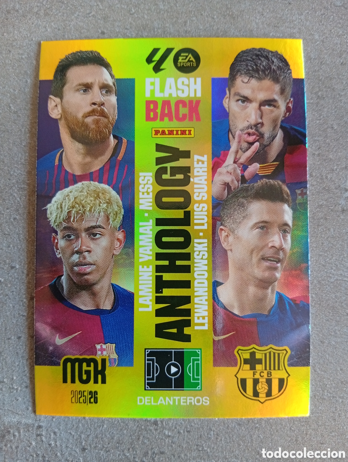 Cromos de f&uacute;tbol: 438 ANTHOLOGY MESSI SU&Aacute;REZ LEWANDOWSKI LAMINE YAMAL FC BARCELONA MGK 2025/26 MEGACRACKS 2025 2026