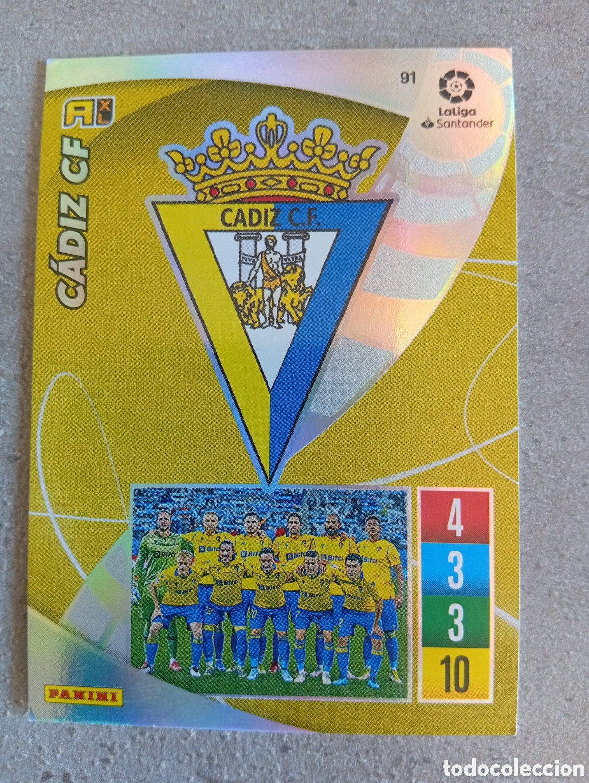 Football Stickers: 91 ESCUDO C&Aacute;DIZ CF ADRENALYN 2021 2022