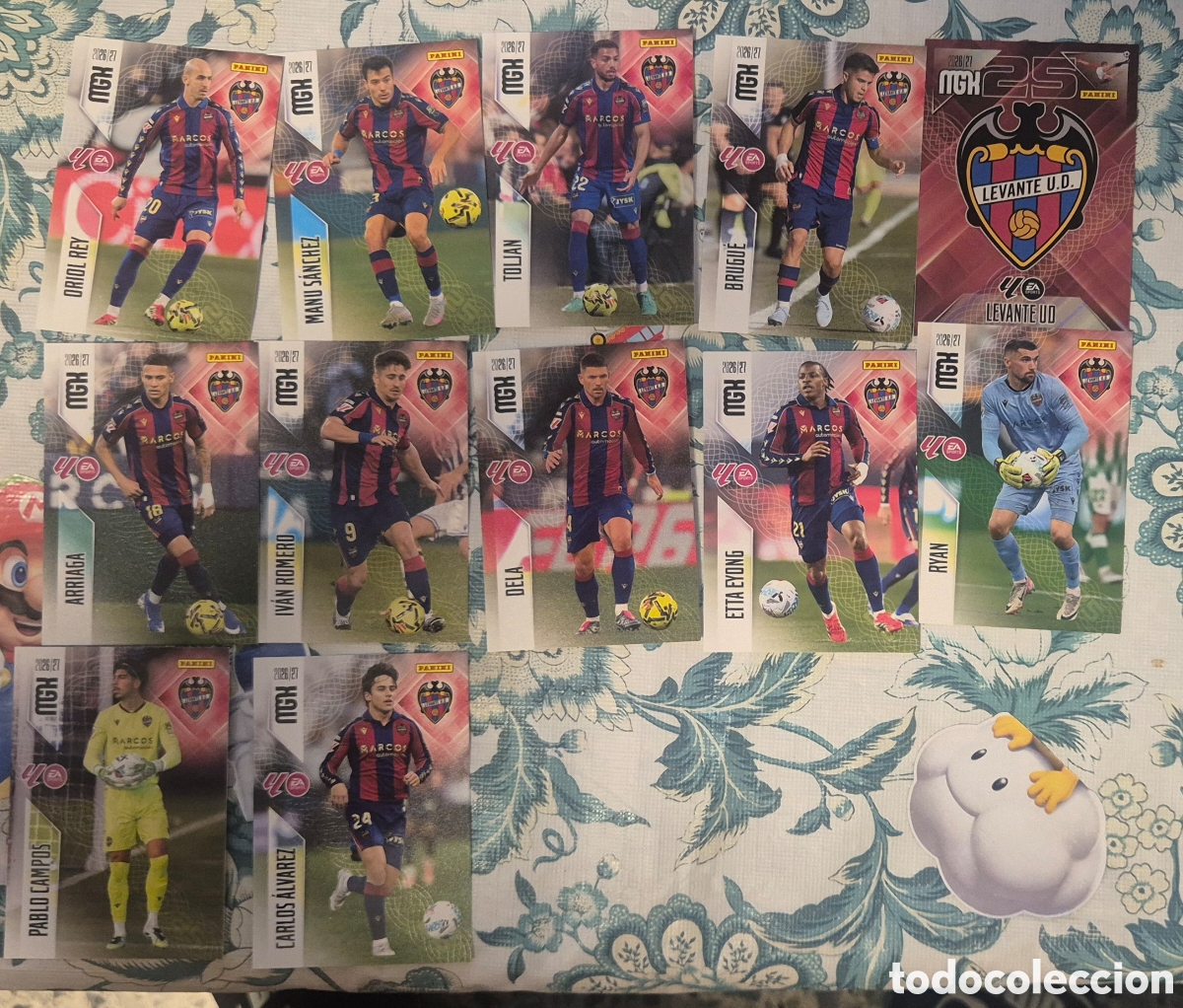 Cromos de f&uacute;tbol: Lote levante megacracks 26 27 ( 12 cards )