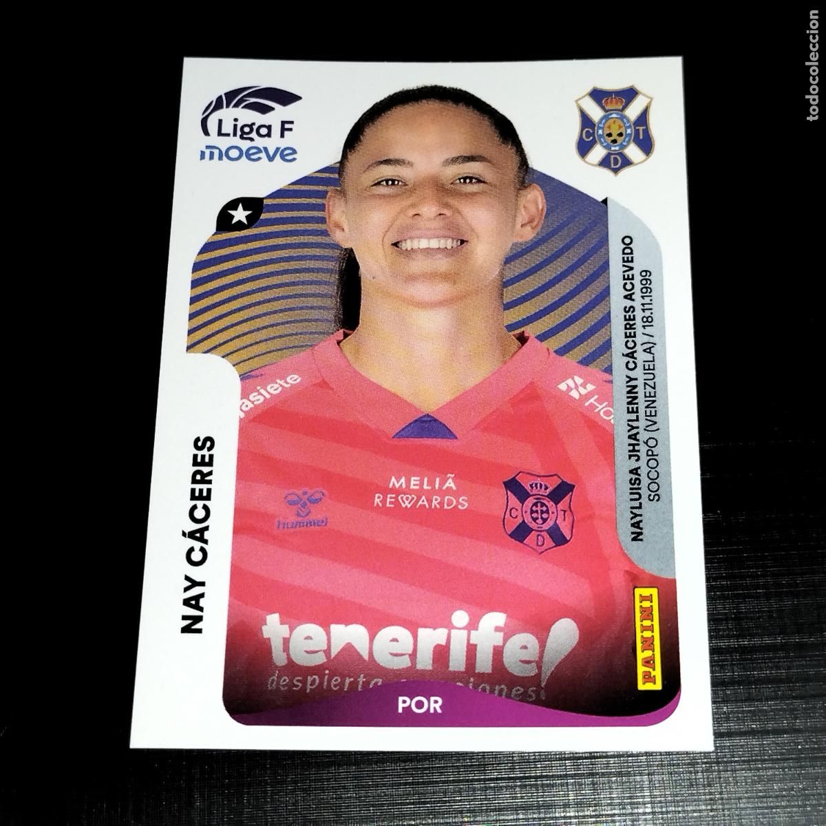 Cartes &agrave; collectionner de Football: 105 NAY CACERES COSTA ADEJE TENERIFE CROMOS LIGA F MOEVE FEMENINA PANINI 2025 2026 25 26