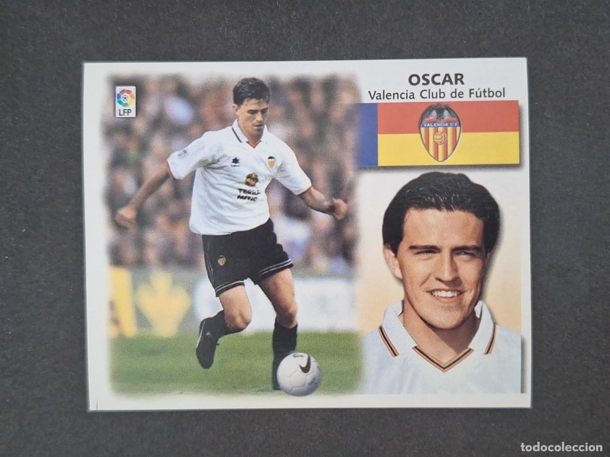 Cromos de f&uacute;tbol: L5 OSCAR VALENCIA C. F. FICHAJE 16 LIGA ESTE 1999 2000 99 00 NUNCA PEGADO SIN PEGAR