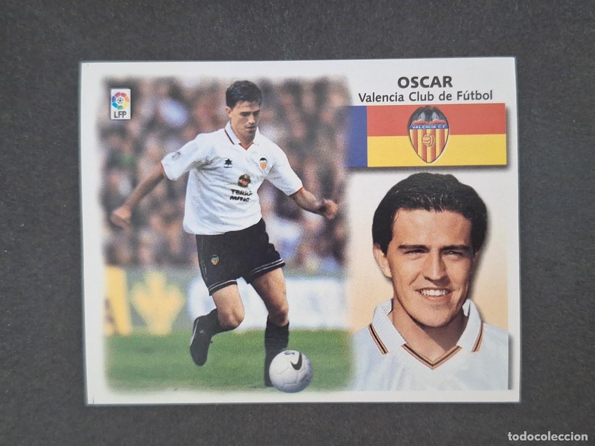 Cromos de f&uacute;tbol: L5 OSCAR VALENCIA C. F. FICHAJE 16 LIGA ESTE 1999 2000 99 00 NUNCA PEGADO SIN PEGAR