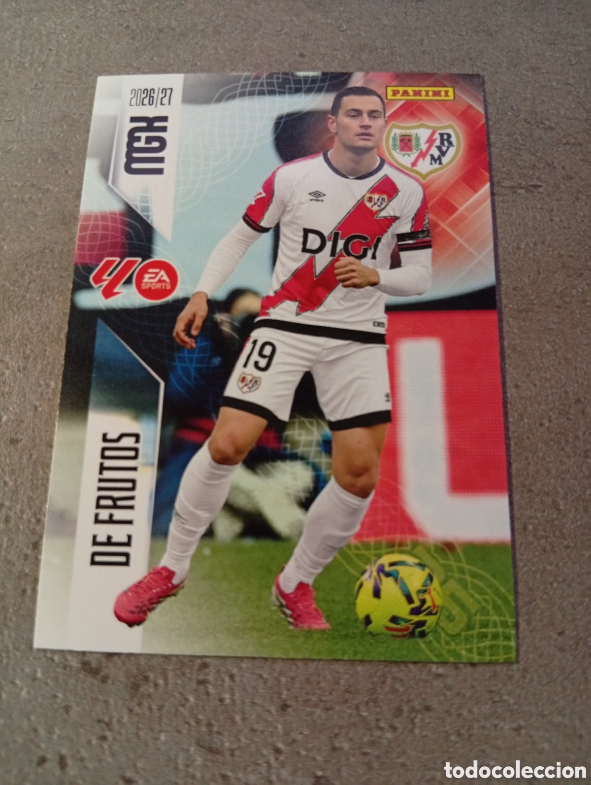 Football Stickers: V 304 DE FRUTOS RAYO VALLECANO MGK 2026/27 MEGACRACKS 2026 2027