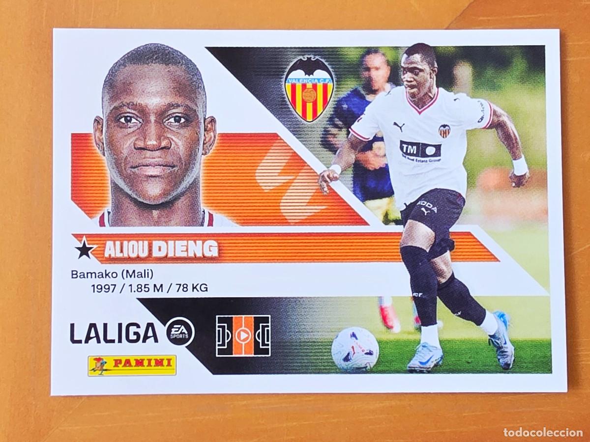 Cromos de f&uacute;tbol: 16 BIS Aliou Dieng, Coloca, Valencia CF, Panini Ediciones Liga Este 2026 2027 sin pegar