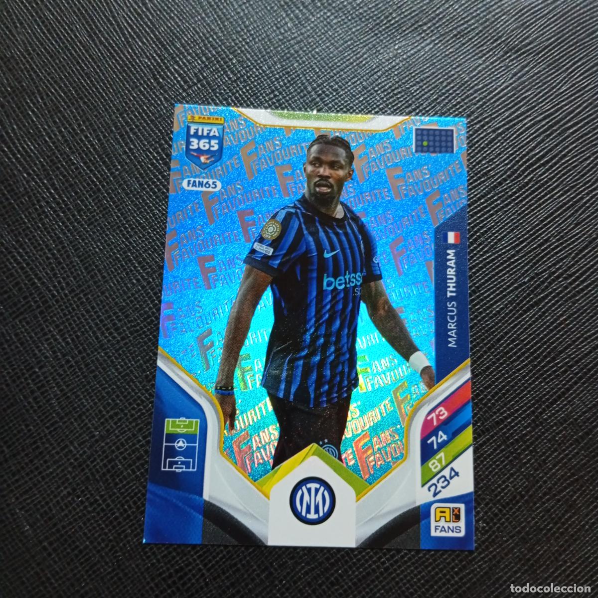 Cromos de f&uacute;tbol: FAN65 THURAM INTER MILAN ADRENALYN 2025 2026 FIFA 365 CROMO FUTBOL 25 26 - A215 PG63 AZUL