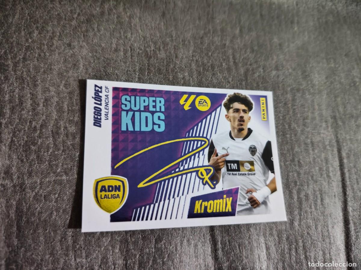 Cromos de f&uacute;tbol: Cromo K7 DIEGO L&Oacute;PEZ VALENCIA CF KROMIX SUPER KIDS. Colecci&oacute;n LALIGA F&uacute;tbol 2025-2026 PANINI Nuevo