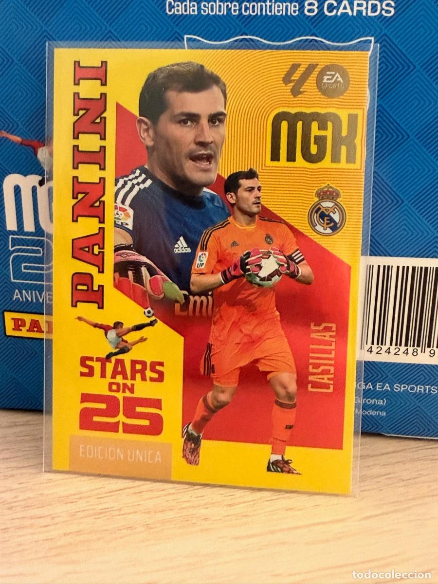 Cromos de f&uacute;tbol: 428 MegaCracks 26 27 - Stars on 25 - Casillas