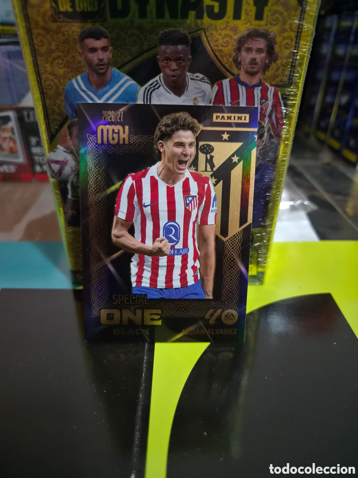 Cromos de f&uacute;tbol: Special One Black Julian &Aacute;lvarez Megacracks 26/27