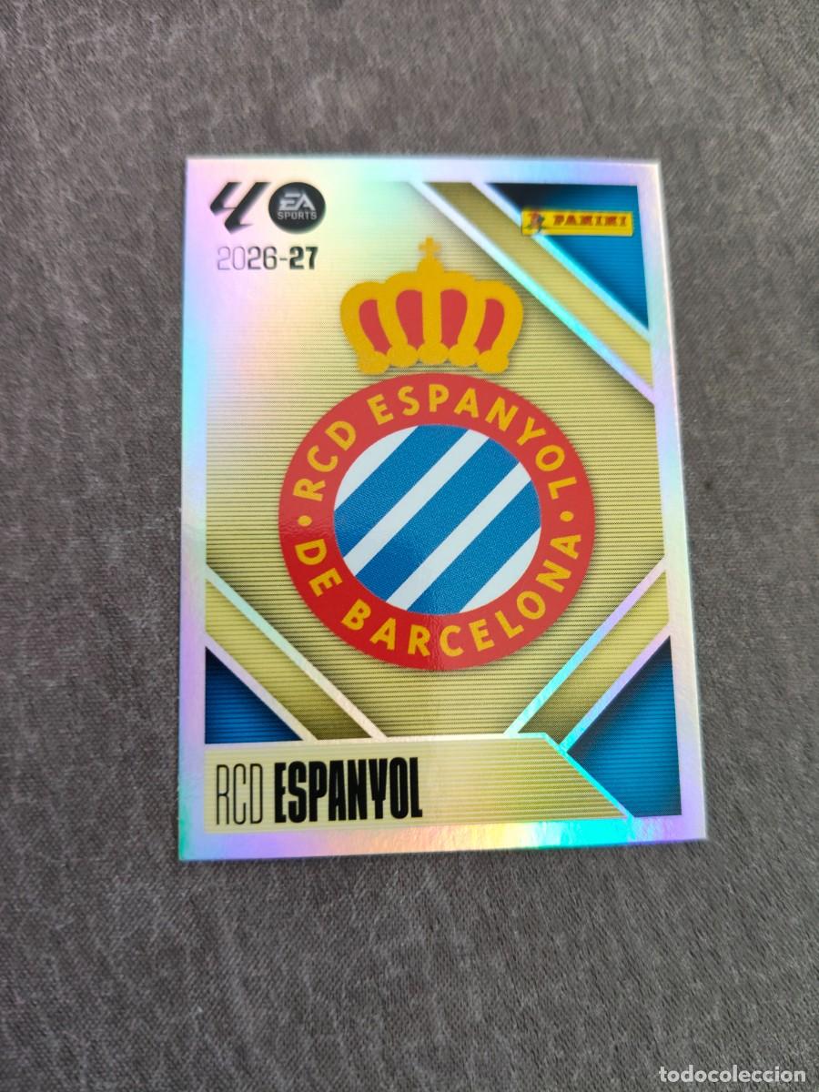 Cromos de f&uacute;tbol: Cromo 1 ESCUDO RCD ESPANYOL. Colecci&oacute;n LALIGA F&uacute;tbol 2026-2027 PANINI Nuevo