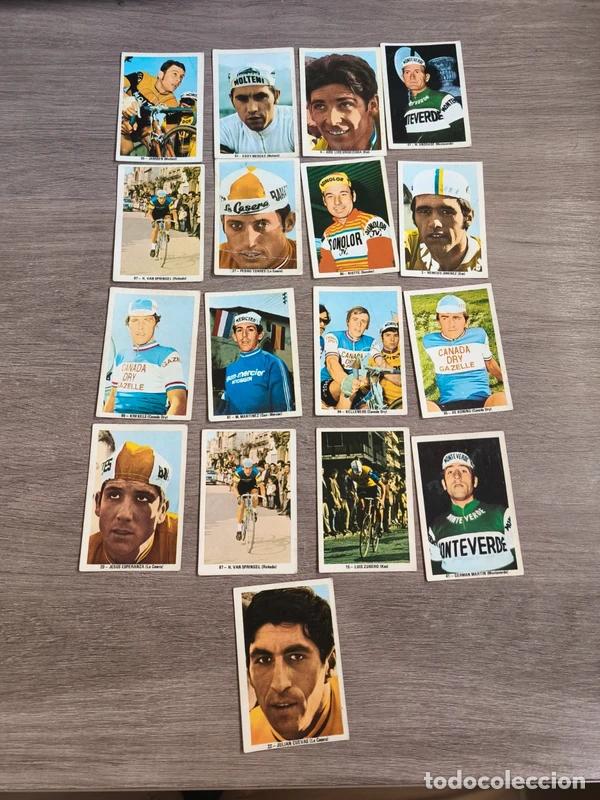 Cromos de f&uacute;tbol: Lote 17 cromos ciclistas a&ntilde;os 70, sin pegar