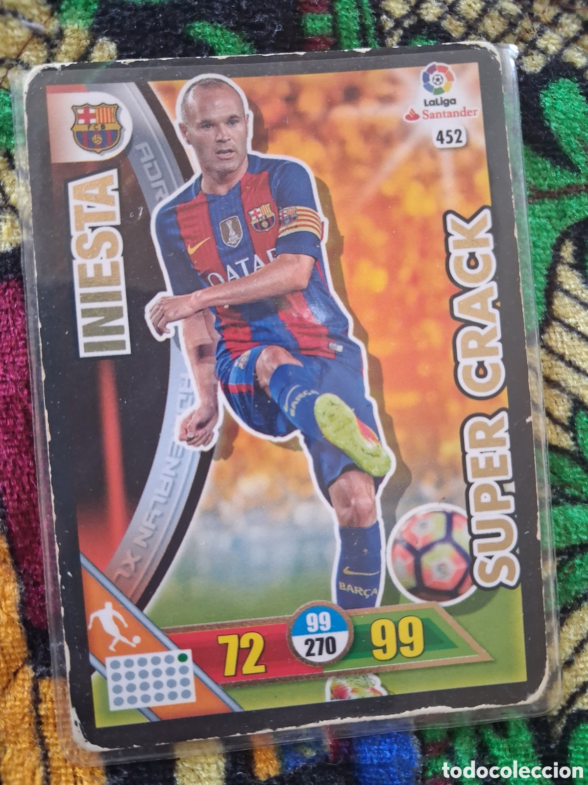 Cromos de Futebol: 452 INIESTA BARCELONA SUPER CRACK ADRENALYN XL LIGA SANTANDER 2016 2017 16 17 NO ESTE
