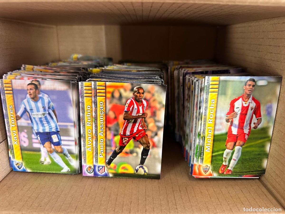 Fu&szlig;ball-Sticker: Caja 3 kg Aprox Mundicromo 2009 10 Cromos basicos Primera Edicion No FC Barcelona ni Real Madrid