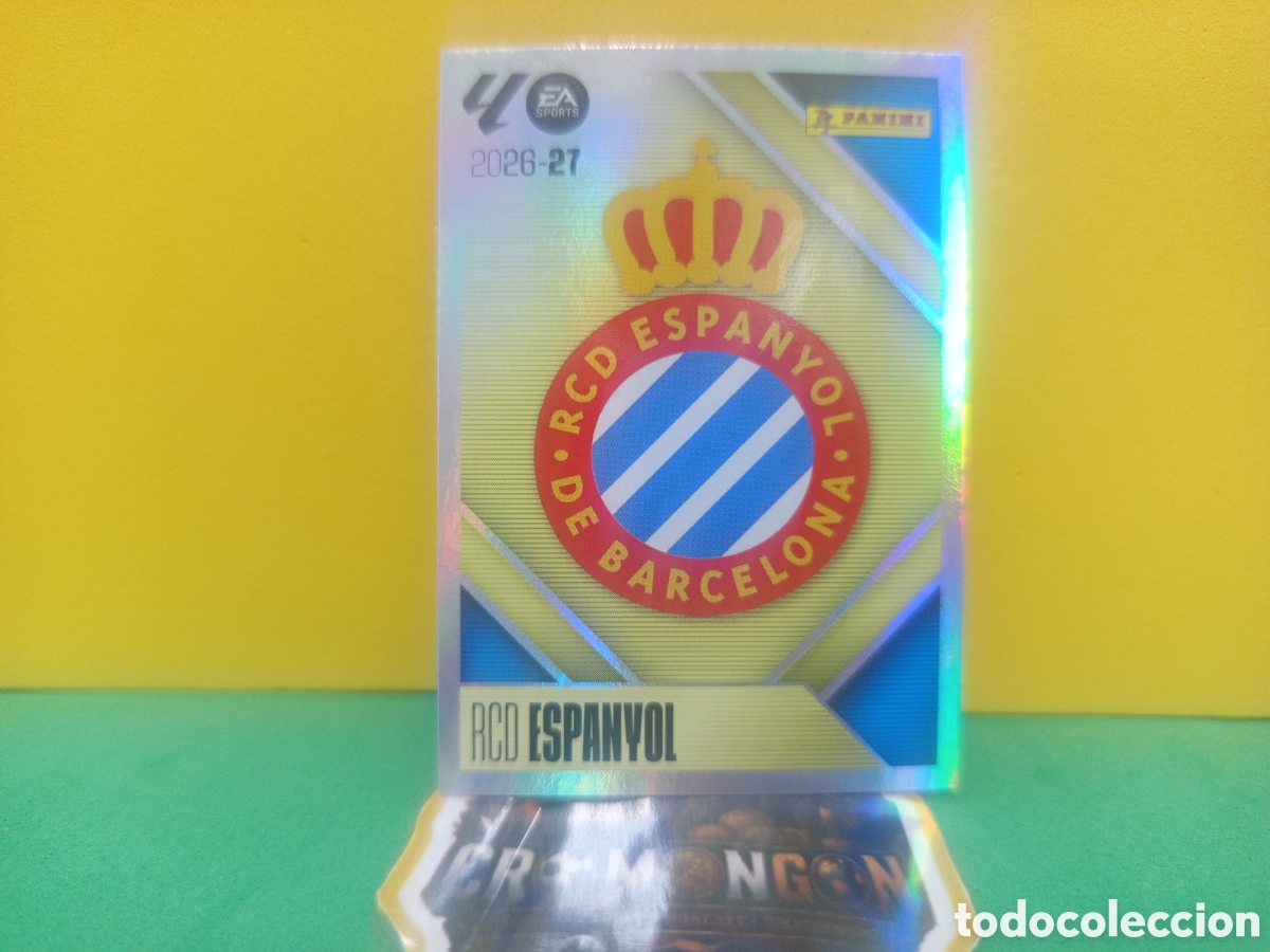 Cromos de f&uacute;tbol: ❇️ CROMO ⚽ 1.- ESCUDO (ESPANYOL) - COLECCIONES ESTE 2026/27 (PANINI) ❇️
