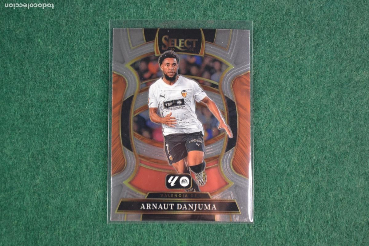 Cromos de f&uacute;tbol: PANINI SELECT LA LIGA 2025-26 - 59 ARNAUT DANJUMA (VALENCIA CF)
