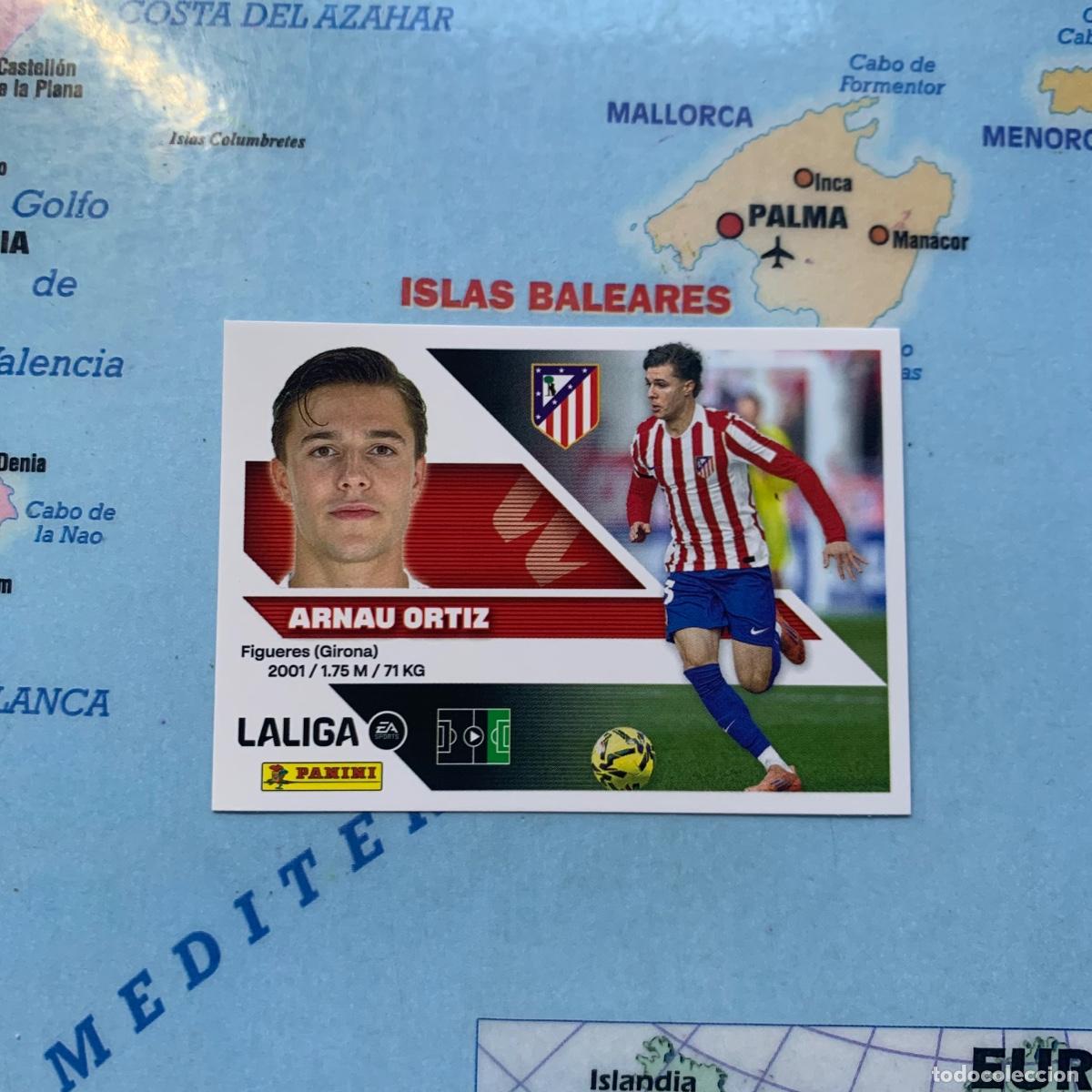 Cromos de f&uacute;tbol: Arnau Ortiz coloca n&uacute;mero 16 Bis Del Atletico de Madrid cromo de la liga este 26-27 2026-2027