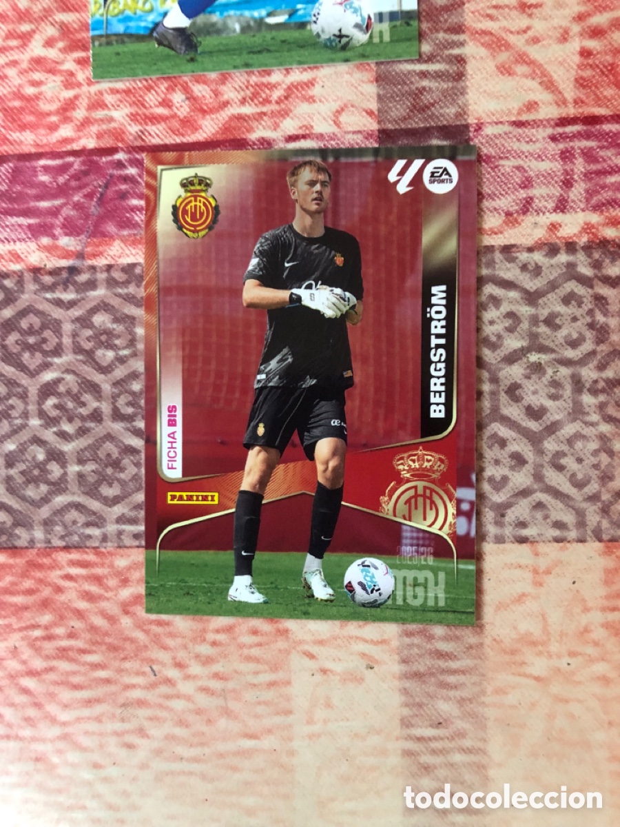 Football Stickers: Bergstrom n&uacute;mero 236 Bis del Mallorca megacracks 25-26 2025-2026