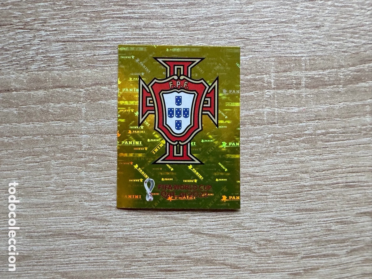 Cartes &agrave; collectionner de Football: ESCUDO PORTUGAL CROMO PANINI FIFA WORLD CUP QATAR 2022