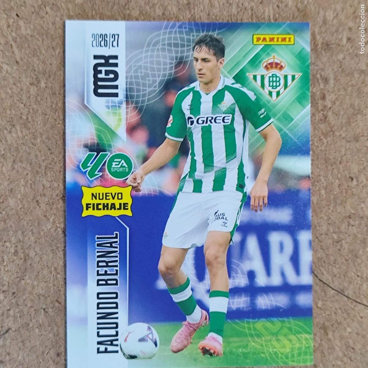 Fu&szlig;ball-Sticker: MEGACRACKS 2&ordf; EDICION 26/27 CARD NUEVO FICHAJE FACUNDO BERNAL REAL BETIS # 484 PANINI