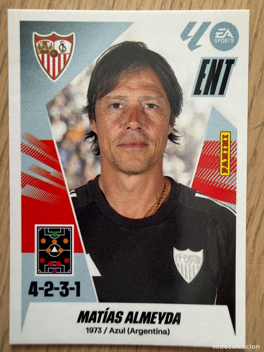 Cromos de f&uacute;tbol: 2 MATIAS ALMEYDA ENTRENADOR SEVILLA 25 26 2025 2026 LIGA EA SPORTS COLECCIONES ESTE SIN PEGAR STICKE